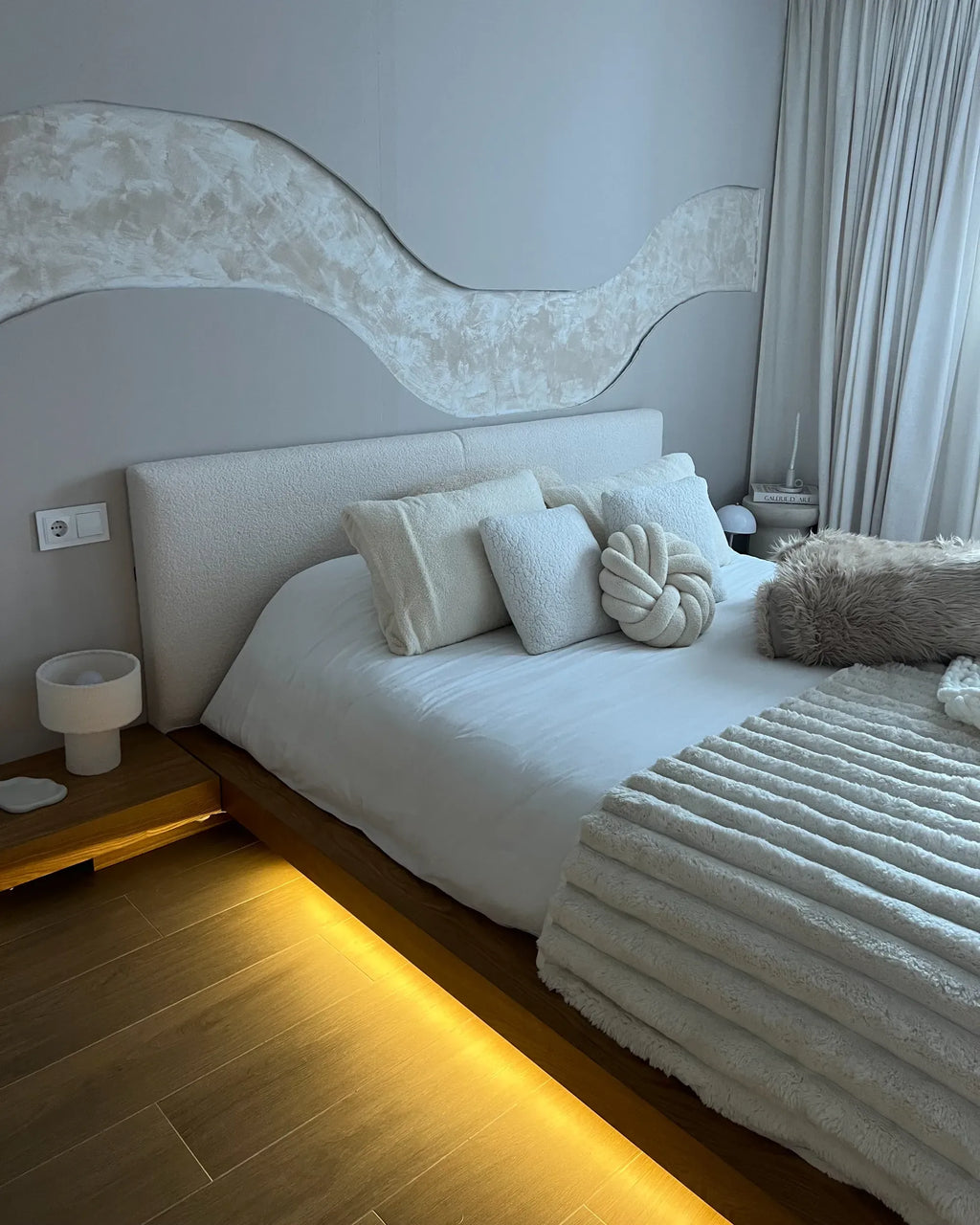 Lit avec LED 160 x 200 cm LED Frêne naturel